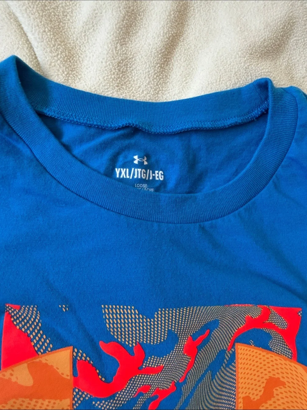 Boys under Armour tops
